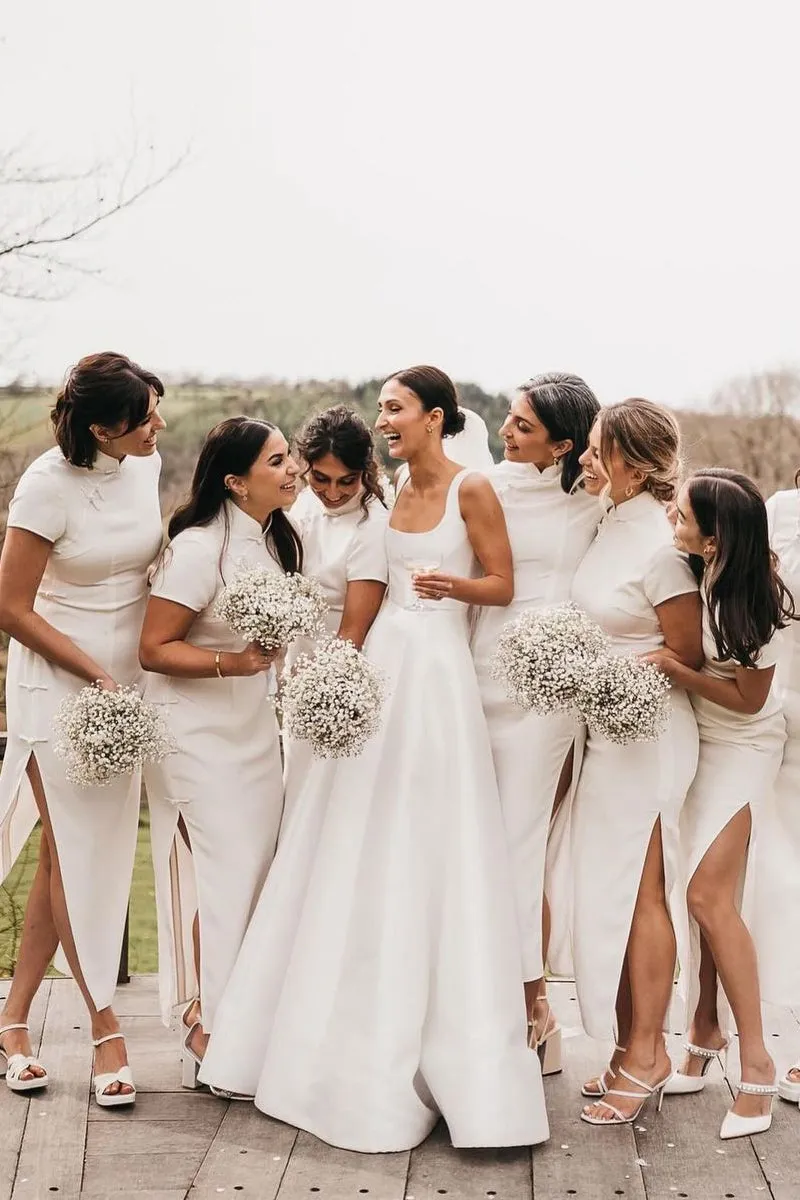 Exquisite A-Line Square Neck White Satin Wedding Dresses VK23122909